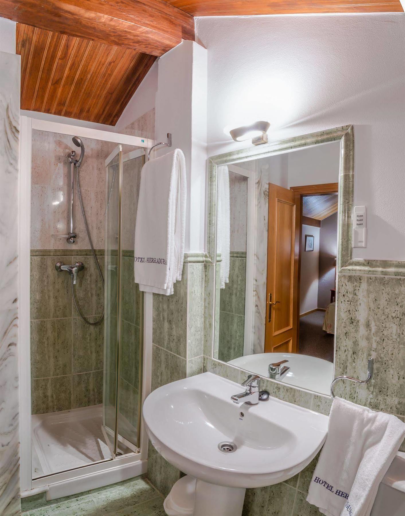 Hotel Herradura Santiago de Compostella Buitenkant foto